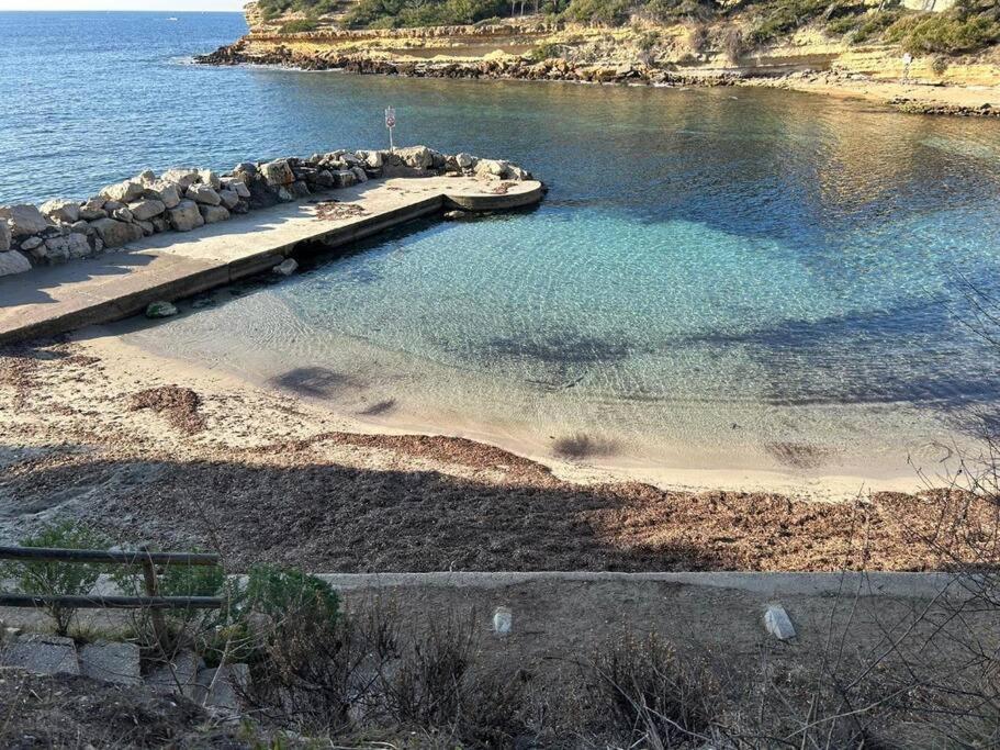 קארי-לה-רואה Villa Pieds Dans L'Eau מראה חיצוני תמונה